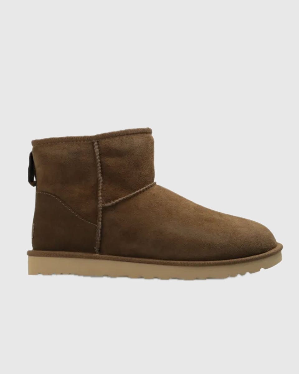 UGG – Classic Mini boots